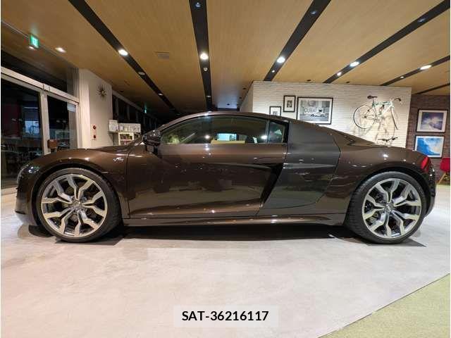 Audi R8 2012-02 801212-7