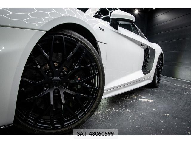 Audi R8 2017-10 6242252-9