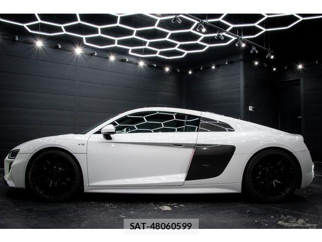 Audi R8 2017-10 6242252-11