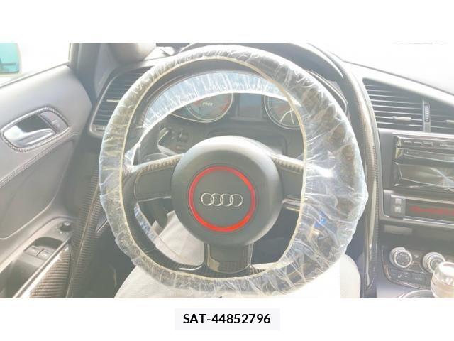 Audi R8 2009-02 7215052-17