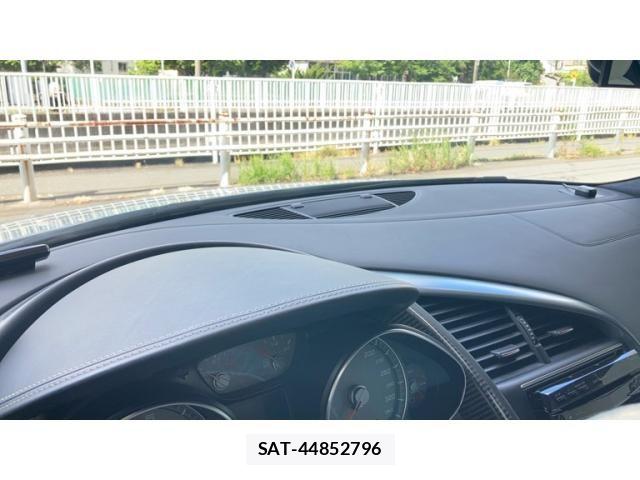 Audi R8 2009-02 7215052-26