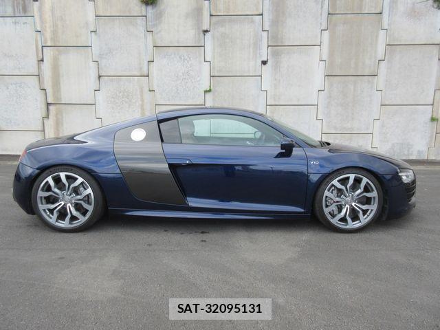 Audi R8 2013-04 8072924-11