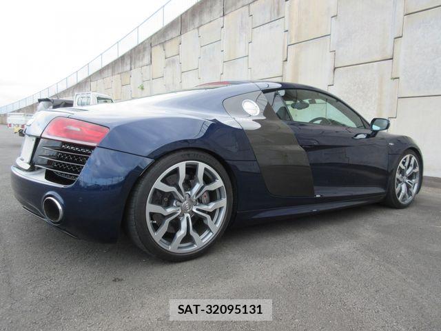 Audi R8 2013-04 8072924-14