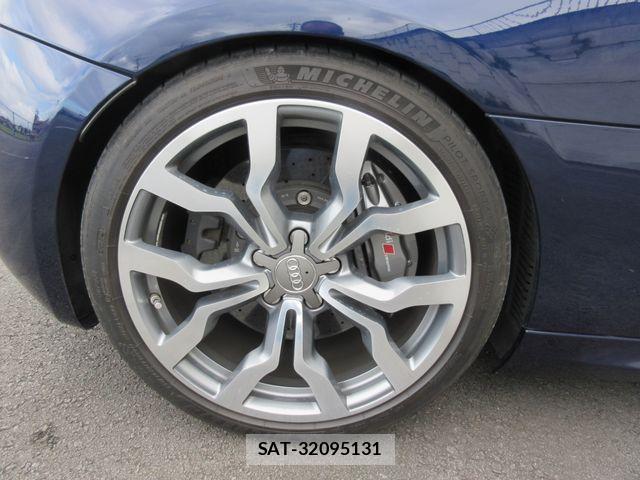 Audi R8 2013-04 8072924-19