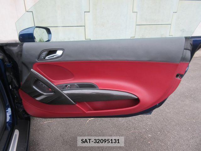 Audi R8 2013-04 8072924-21