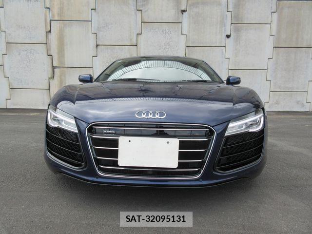 Audi R8 2013-04 8072924-3