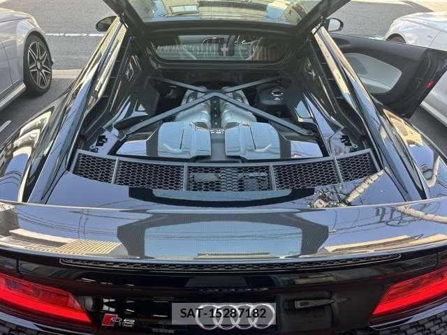 Audi R8 2021-01 8072923-5
