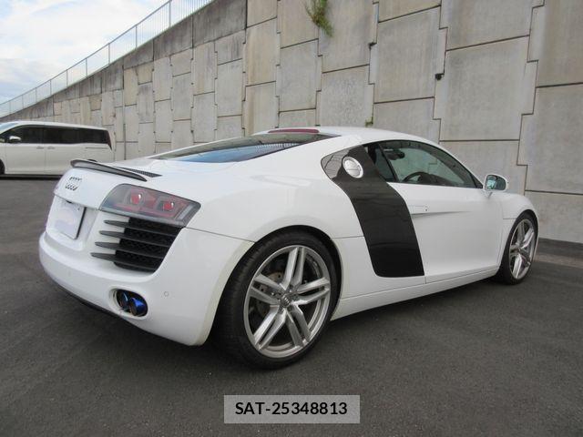 Audi R8 2010-09 8353938-15