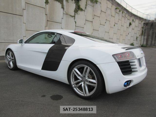 Audi R8 2010-09 8353938-17
