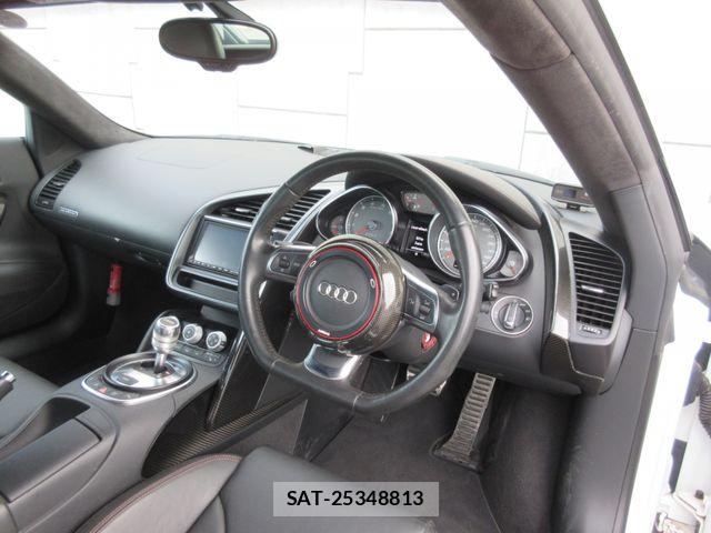 Audi R8 2010-09 8353938-1