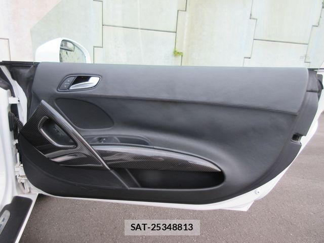 Audi R8 2010-09 8353938-21