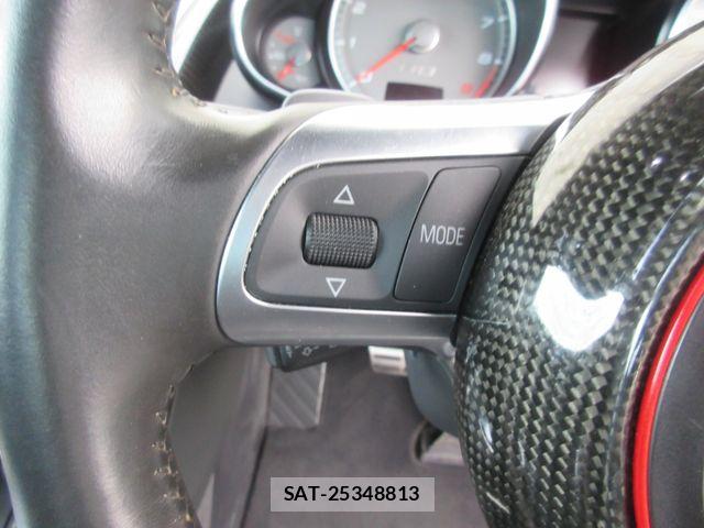 Audi R8 2010-09 8353938-27