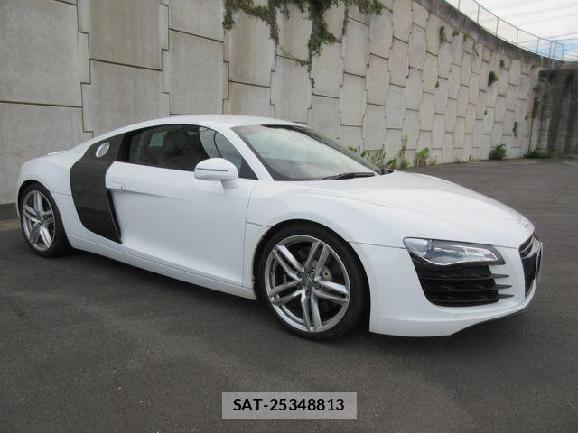 Audi R8 2010-09 8353938-6