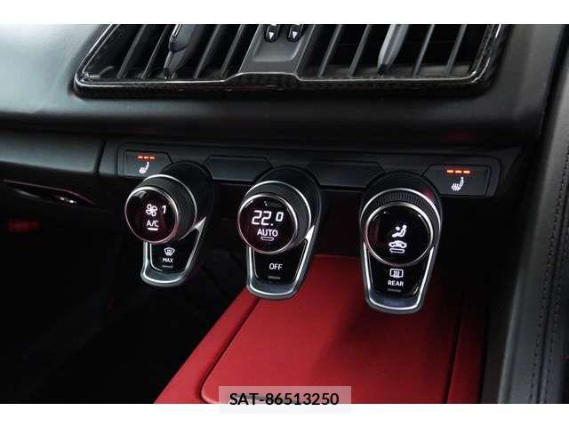 Audi R8 2019-12 8561216-12