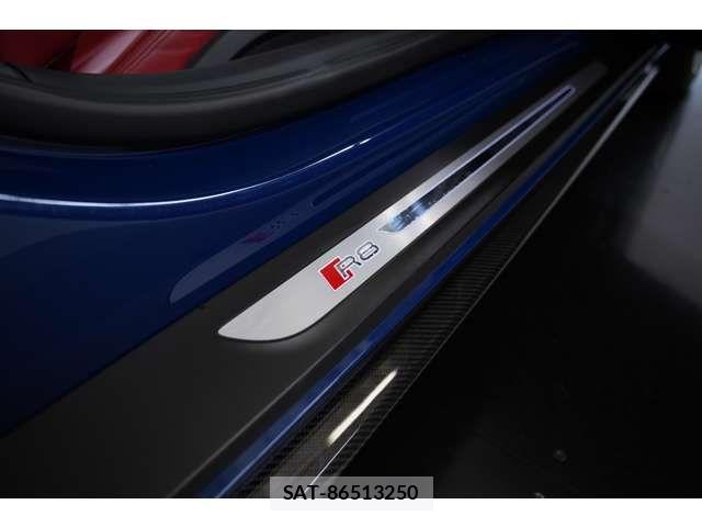 Audi R8 2019-12 8561216-14