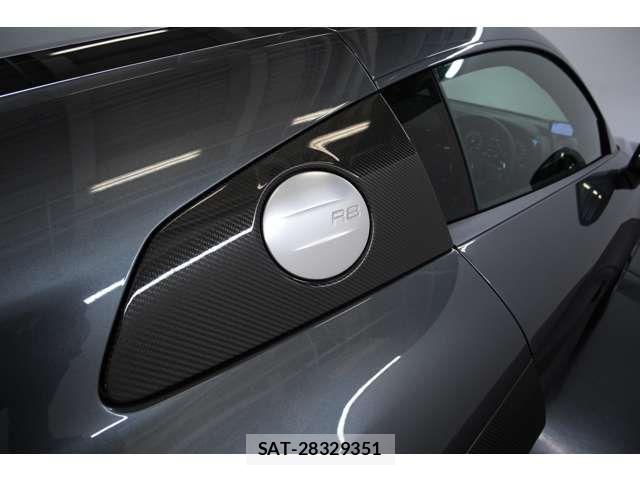 Audi R8 2021-04 8561213-15