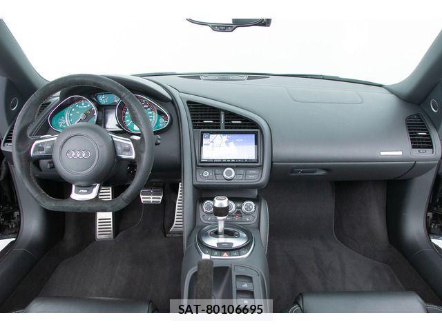 Audi R8 2013-02 908963-1