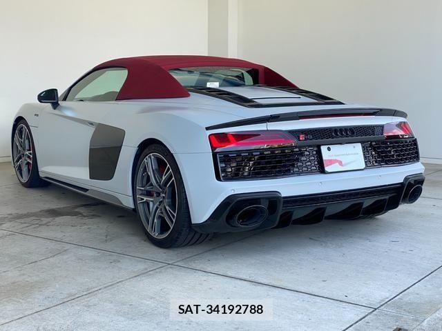 Audi R8 2020-04 1311841-2