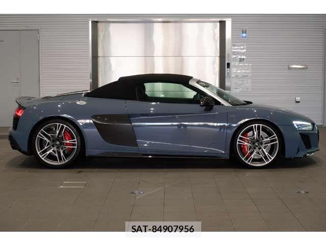 Audi R8 2021-01 4587125-12