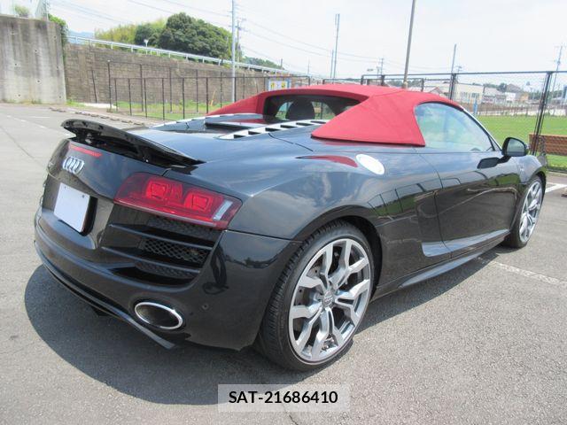 Audi R8 2011-07 7391406-14