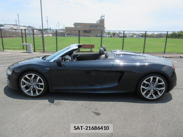 Audi R8 2011-07 7391406-17