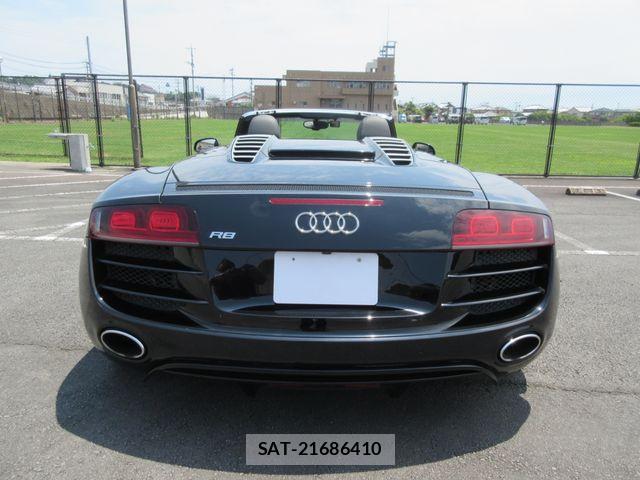 Audi R8 2011-07 7391406-19