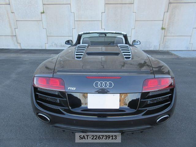 Audi R8 2010-09 8313173-19