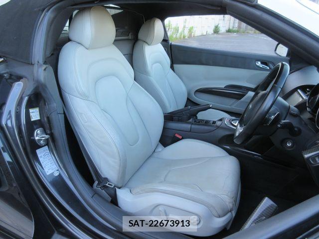 Audi R8 2010-09 8313173-25