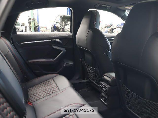 Audi RS3 2022-05 2958326-19