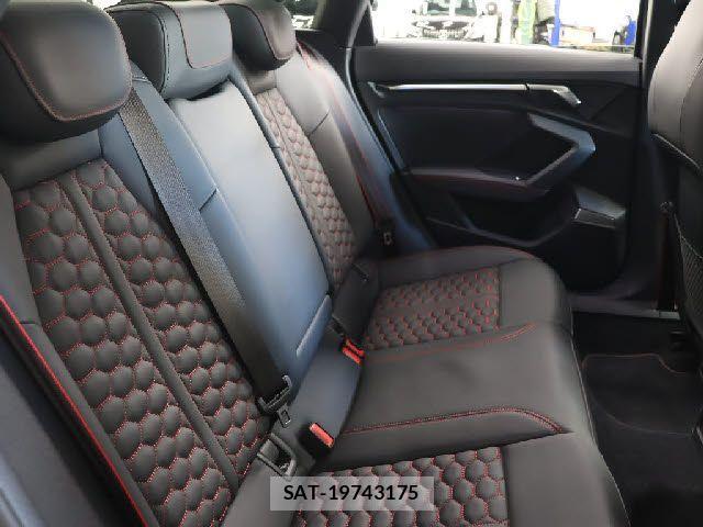 Audi RS3 2022-05 2958326-20