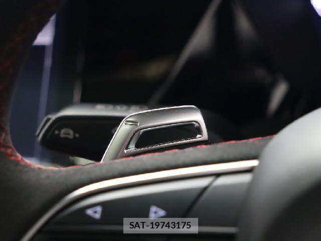 Audi RS3 2022-05 2958326-27