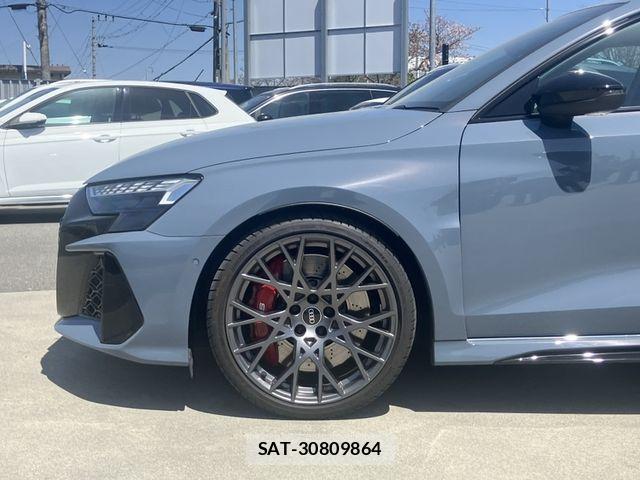 Audi RS3 2025-02 6242253-5