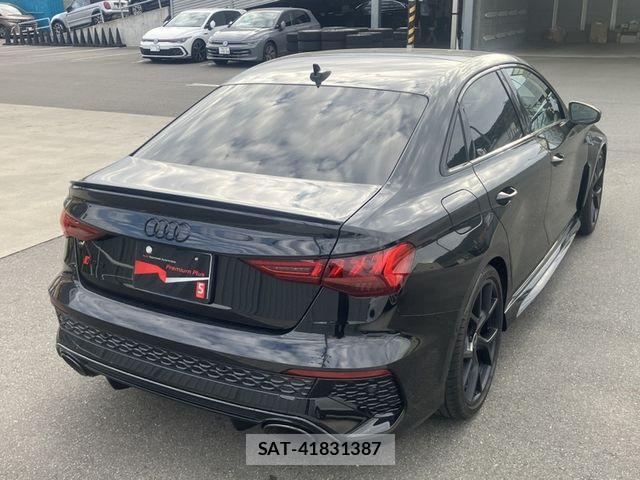 Audi RS3 2023-06 6263165-2