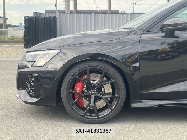 Audi RS3 2023-06 6263165-5