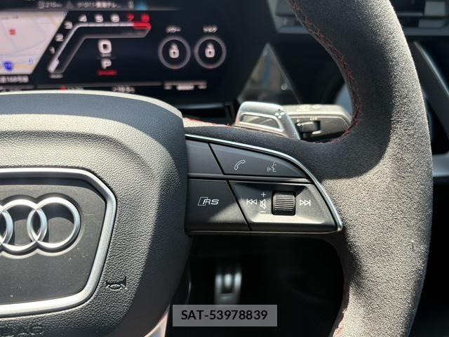Audi RS3 2023-05 7057519-7