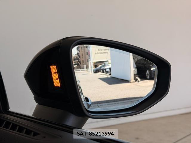 Audi RS3 2025-12 7057518-15