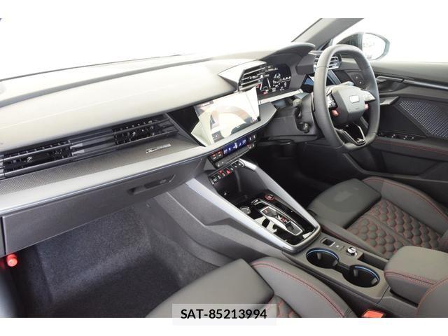Audi RS3 2025-12 7057518-1