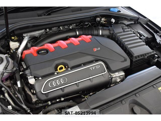 Audi RS3 2025-12 7057518-19