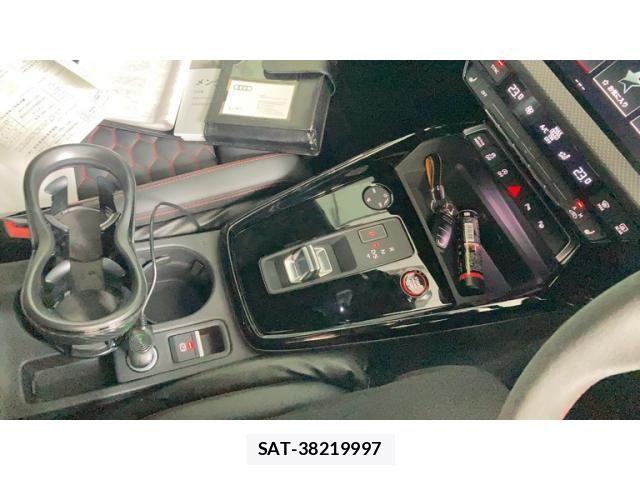 Audi RS3 2022-09 7249857-23