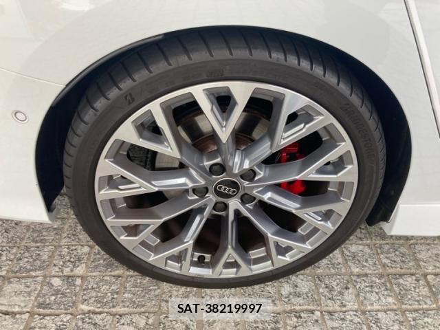 Audi RS3 2022-09 7249857-8