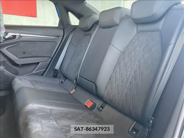 Audi RS3 2022-05 7271551-3