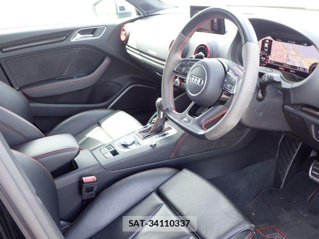 Audi RS3 2018-04 7356903-1