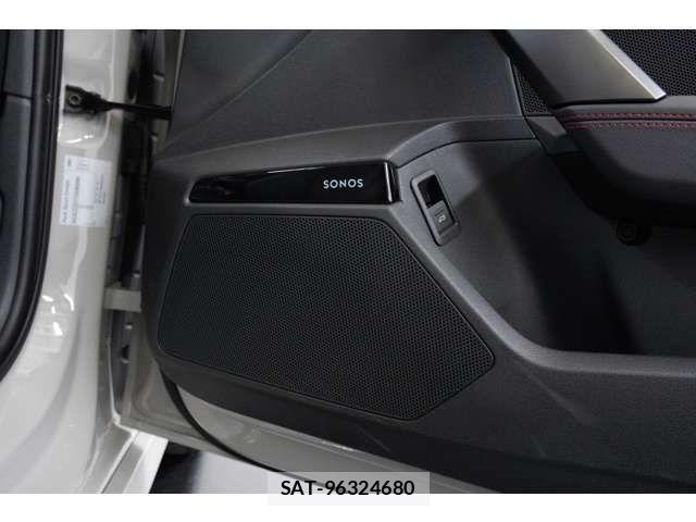 Audi RS3 2025-10 7508146-9