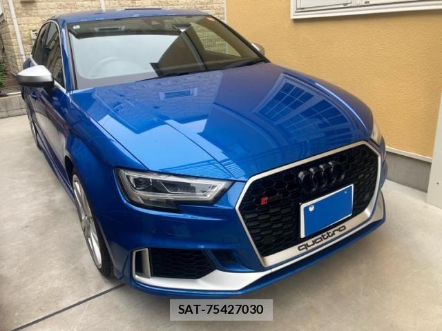 Audi RS3 2018-07 8034481-1