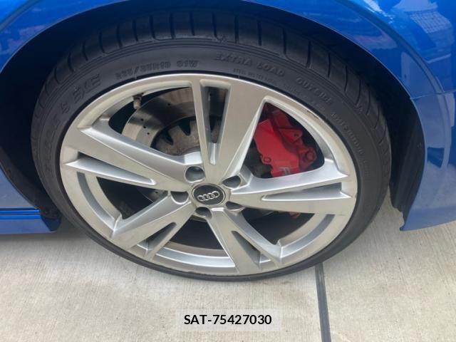 Audi RS3 2018-07 8034481-8