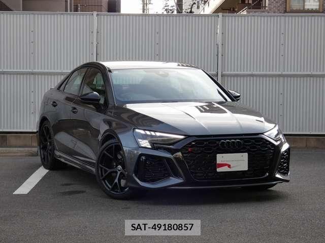 Audi RS3 2024-03 8206421-10