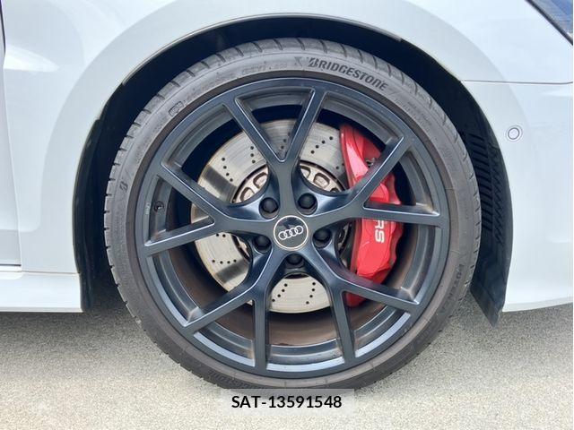 Audi RS3 2022-05 8244658-6