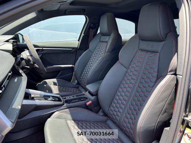 Audi RS3 2024-04 8371453-14