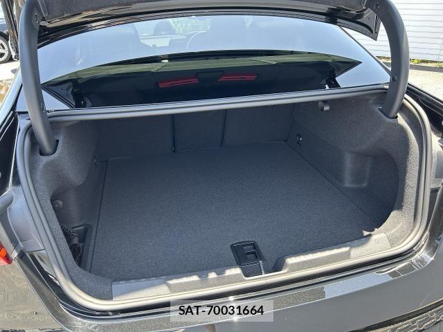 Audi RS3 2024-04 8371453-16