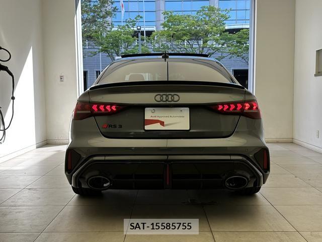 Audi RS3 2025-05 8411295-18